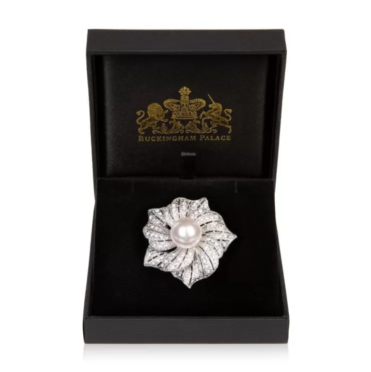 Royal Collection Shop Flower With Pearl Brooch* Brooches